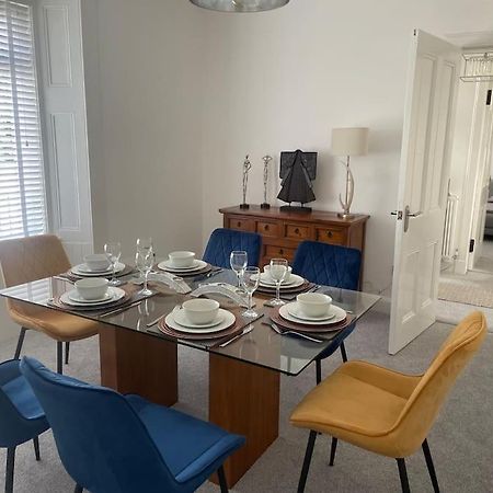 Fantastic Home In Brightons, Falkirk. Polmont ภายนอก รูปภาพ