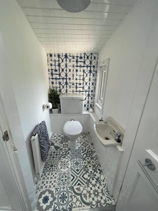 Fantastic Home In Brightons, Falkirk. Polmont ภายนอก รูปภาพ