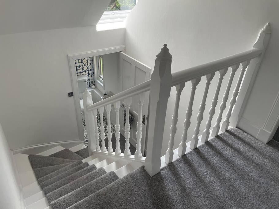 Fantastic Home In Brightons, Falkirk. Polmont ภายนอก รูปภาพ